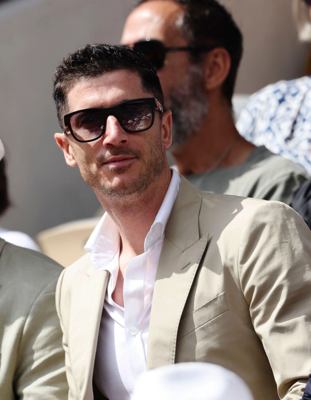 爱游戏官网-包含C9不断突破！，莱万多夫斯基连续十五场比赛得分超过比赛规则变更气势如虹延续的词条