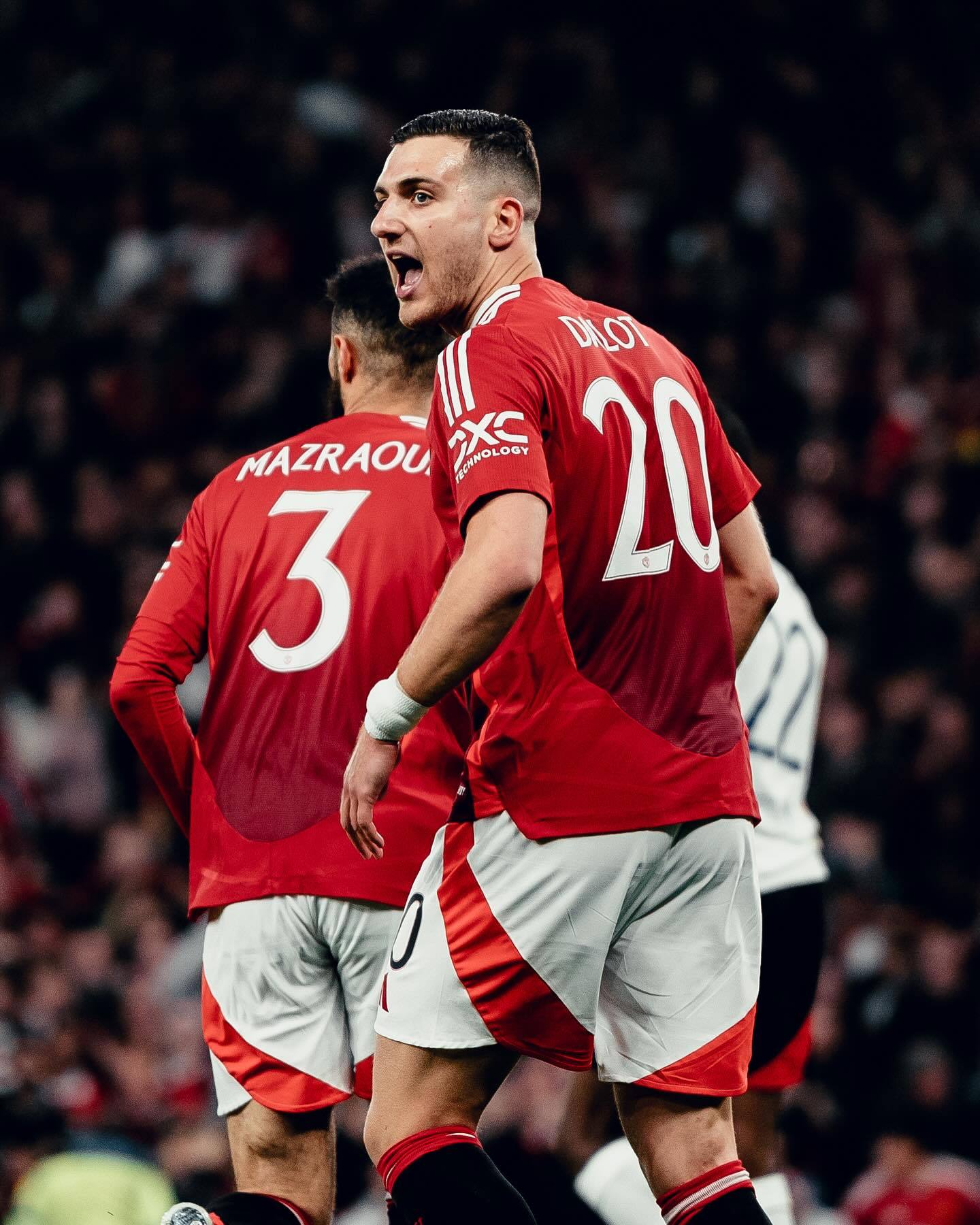 爱游戏-关于赛地聚焦：欧联今晚热度飙升，克里夫兰骑士单刀错失，球迷炸锅，年轻球员得到机会的信息