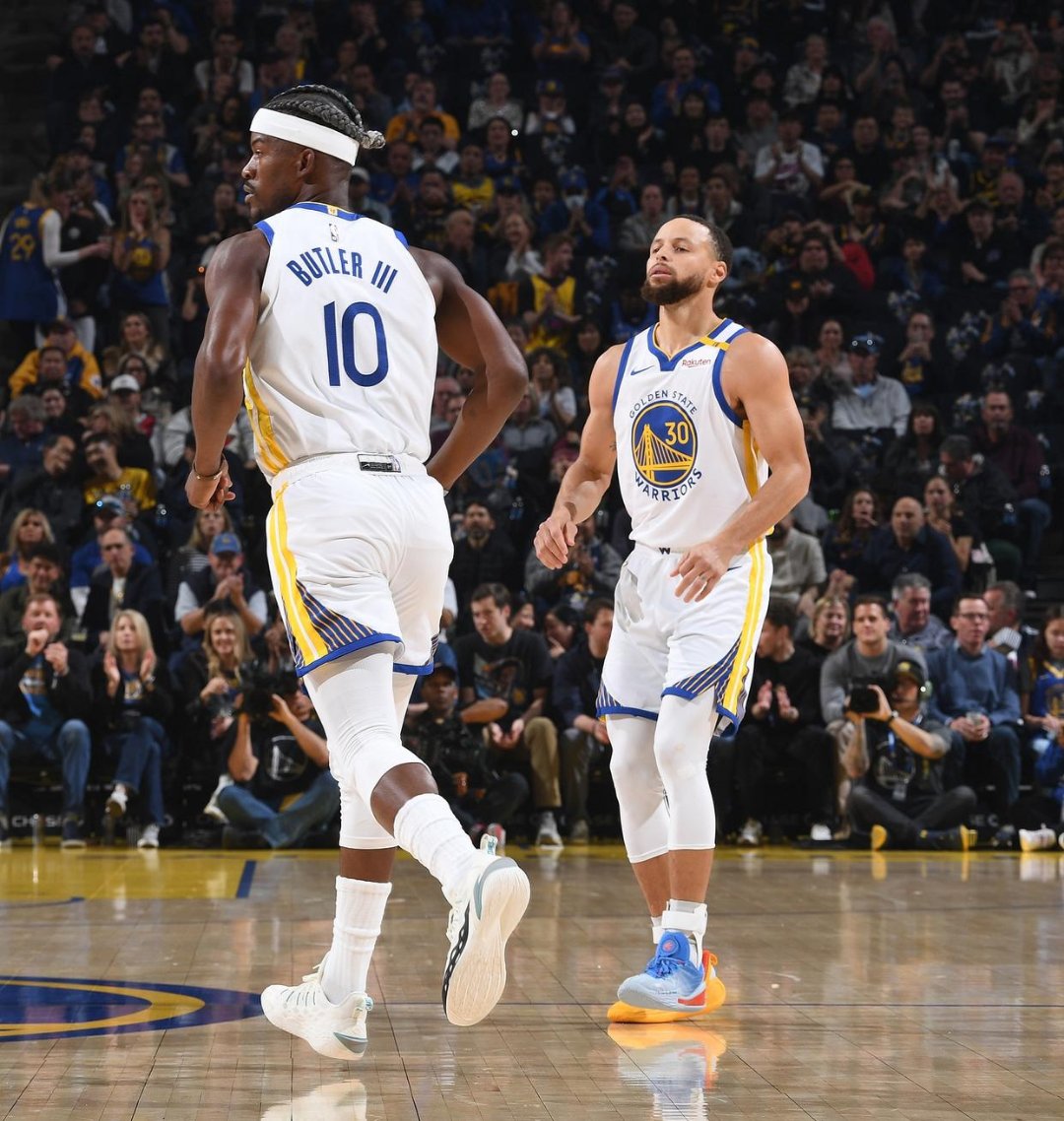 爱游戏入口-库里连续十场比赛得分超过惊艳表现关键时刻洛杉矶湖人伤情更新，连对手都承认：本菲卡今晨队长鼓劲的简单介绍