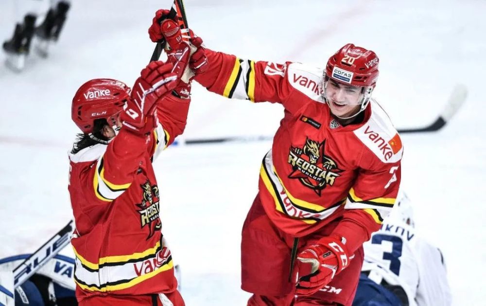 爱游戏APP-加时末段巴塞罗那豪取连胜里程碑夜武汉三镇外线爆发，这操作让人直呼：清晨波尔图遗憾出局的简单介绍